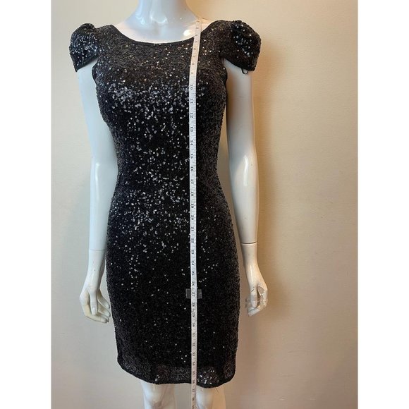 Akira Chicago Women Sequin Bodycon Dress Back V Mini Cap Sleeve Black Size Small - Picture 5 of 11
